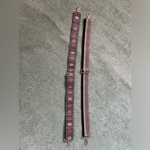 Adjustable crossbody straps (2)